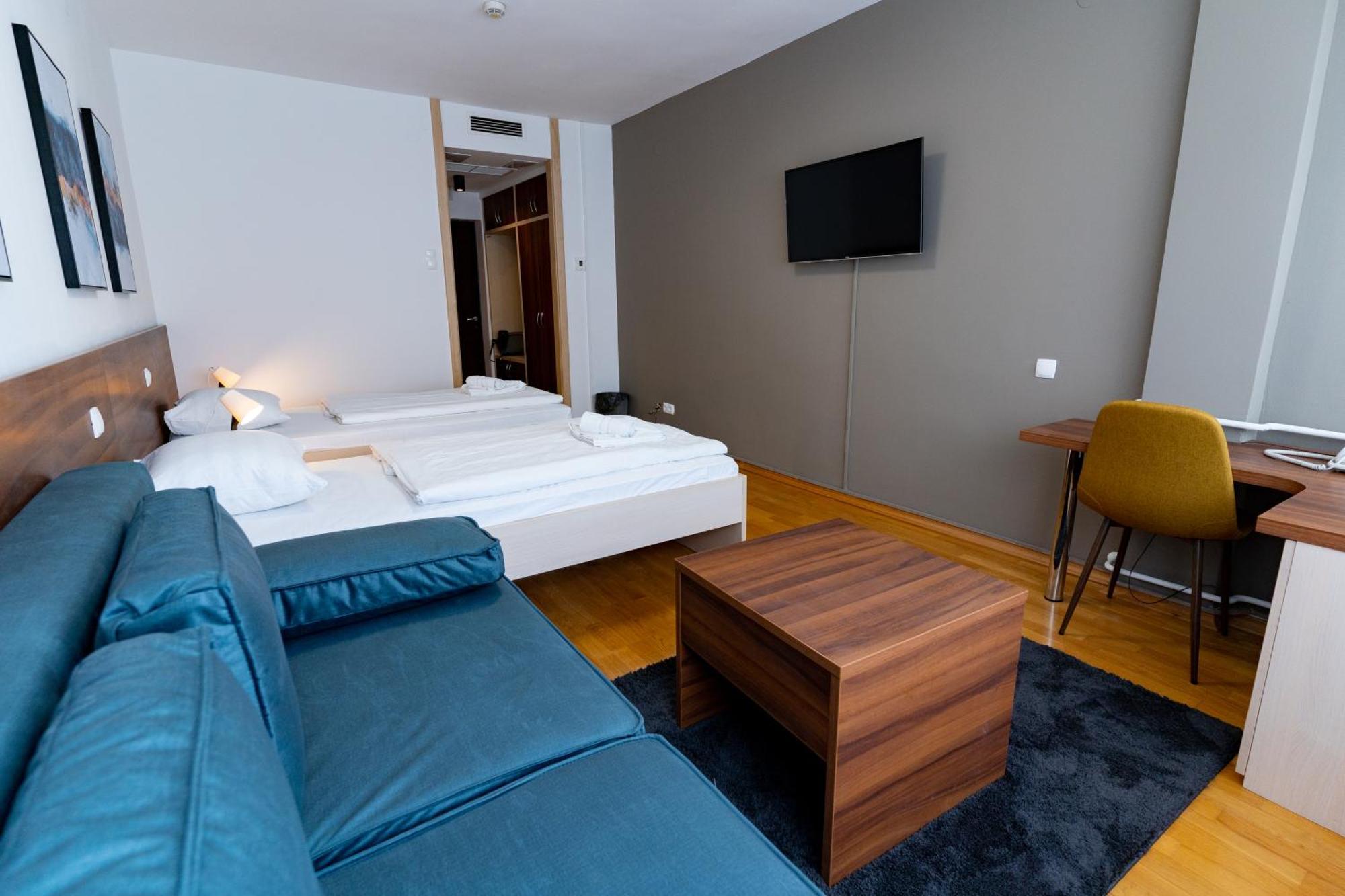 Artearia Hotel بييلوفار المظهر الخارجي الصورة