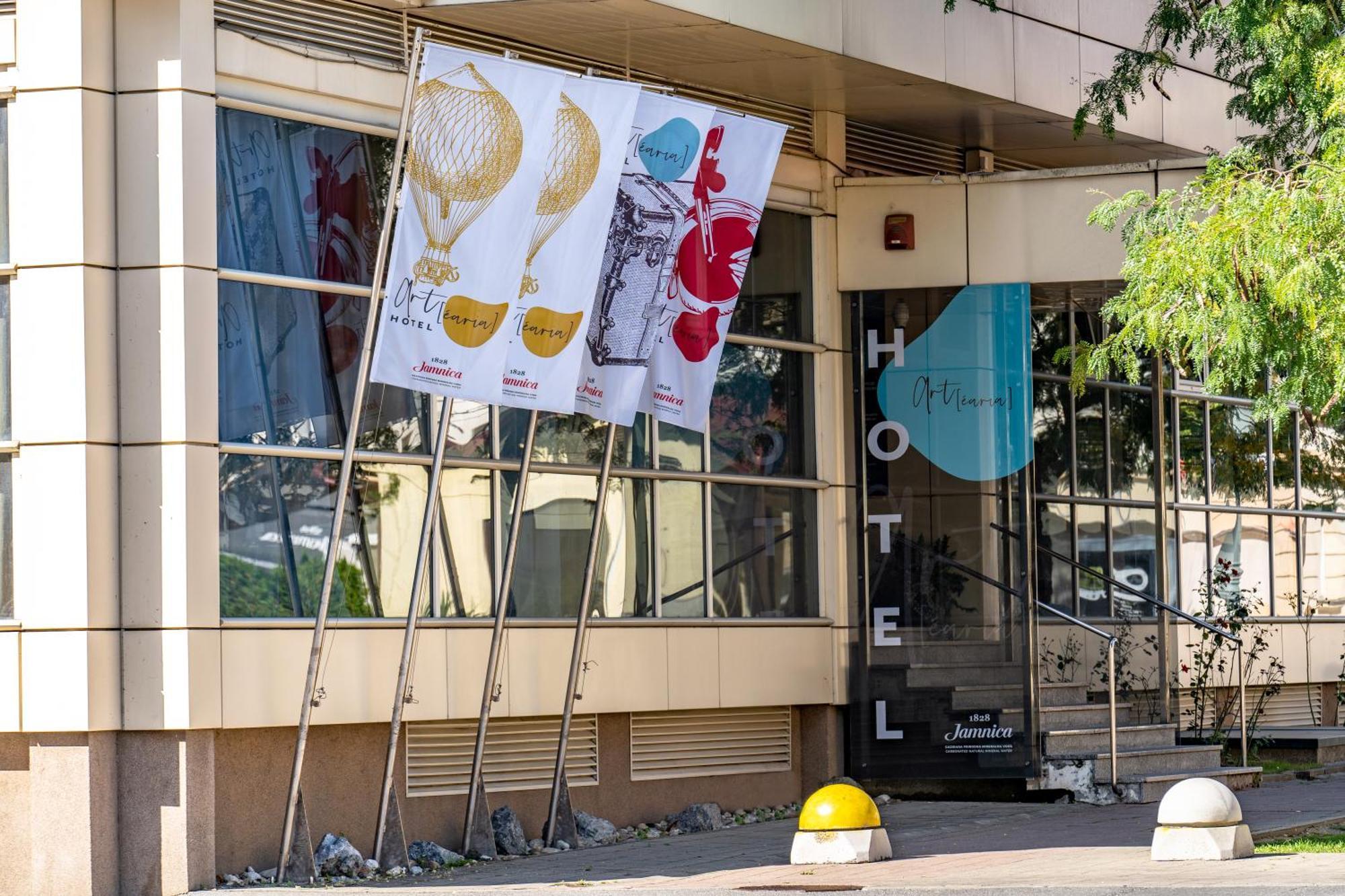 Artearia Hotel بييلوفار المظهر الخارجي الصورة