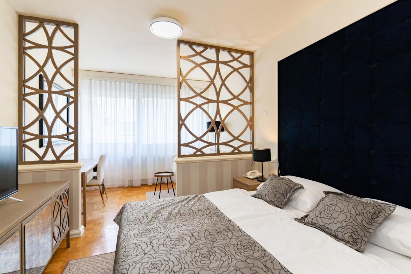 Artearia Hotel بييلوفار المظهر الخارجي الصورة